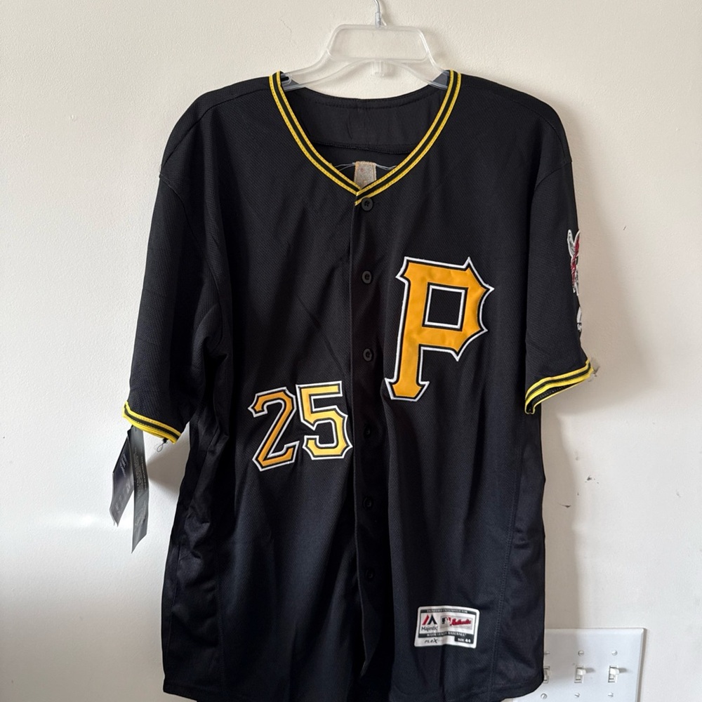 Gregory Polanco #25 Pittsburgh Pirates MLB Autographed Jersey COA Size 44 NWT - Picture 4 of 6